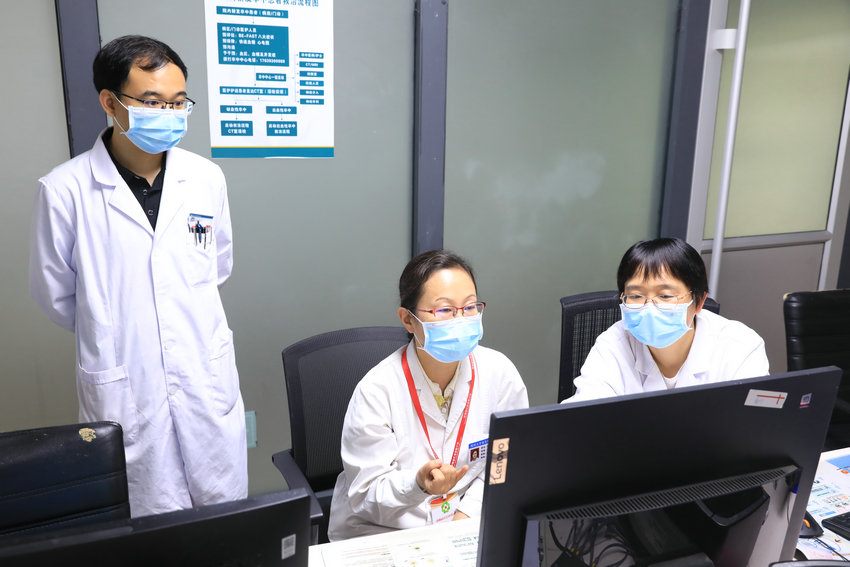 消化内科一病区马颖光_副本.JPG 消化内科一病区马颖光_副本.JPG